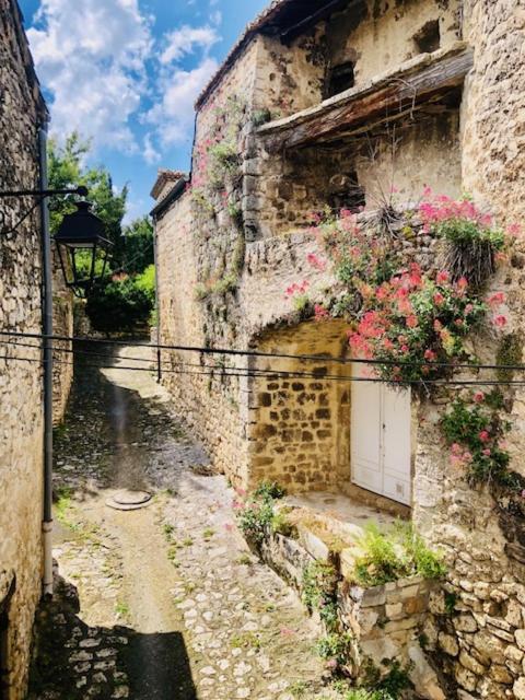 Holiday home Beau Independant Pour 2 Personnes Dans Village Provencale
